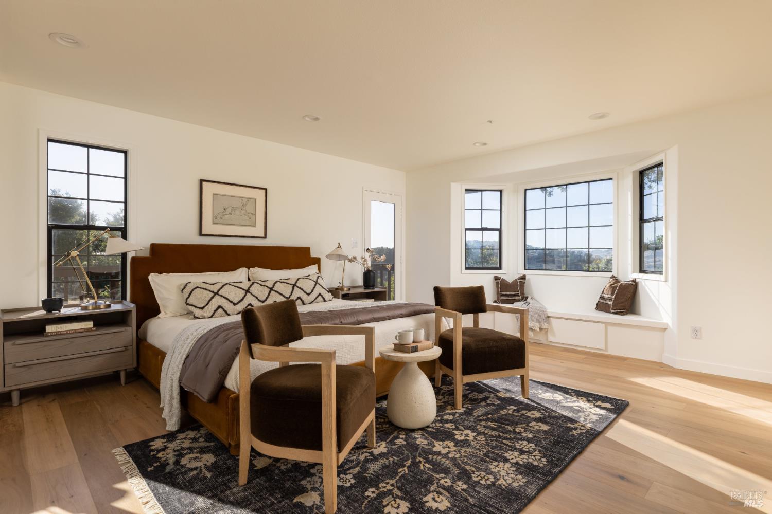 32 Oak View Court