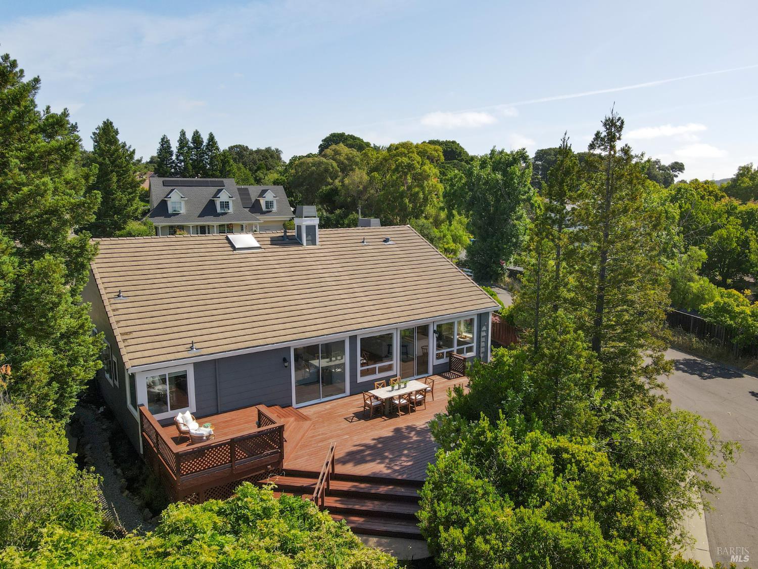110 Samrose Drive