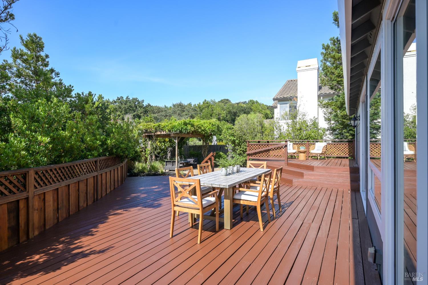 110 Samrose Drive