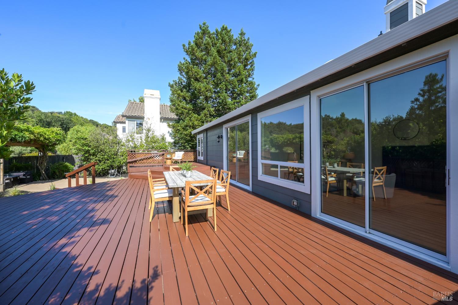 110 Samrose Drive
