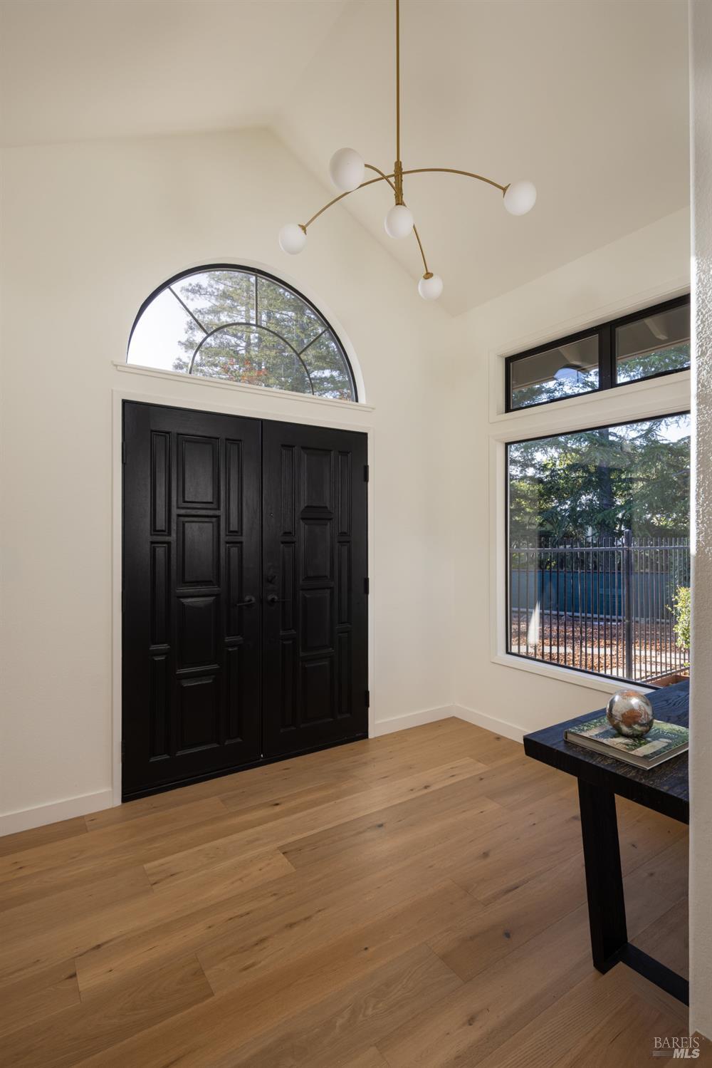 32 Oak View Court