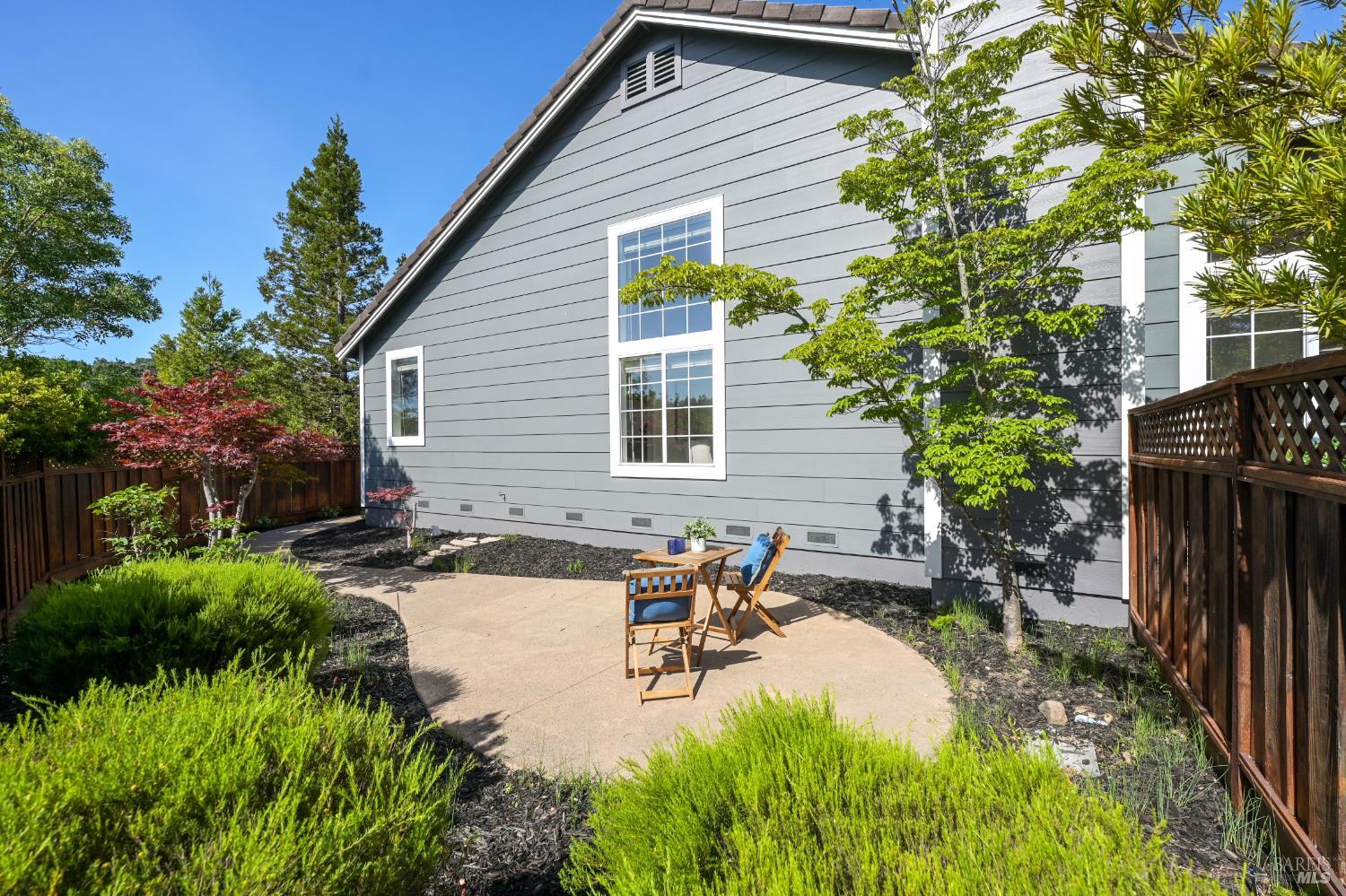 110 Samrose Drive