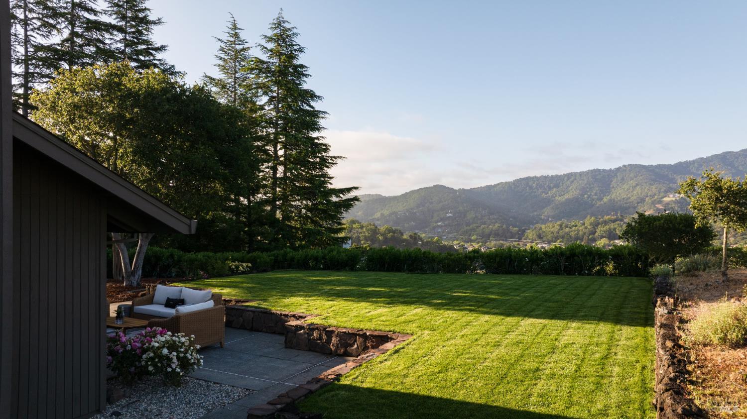 32 Oak View Court