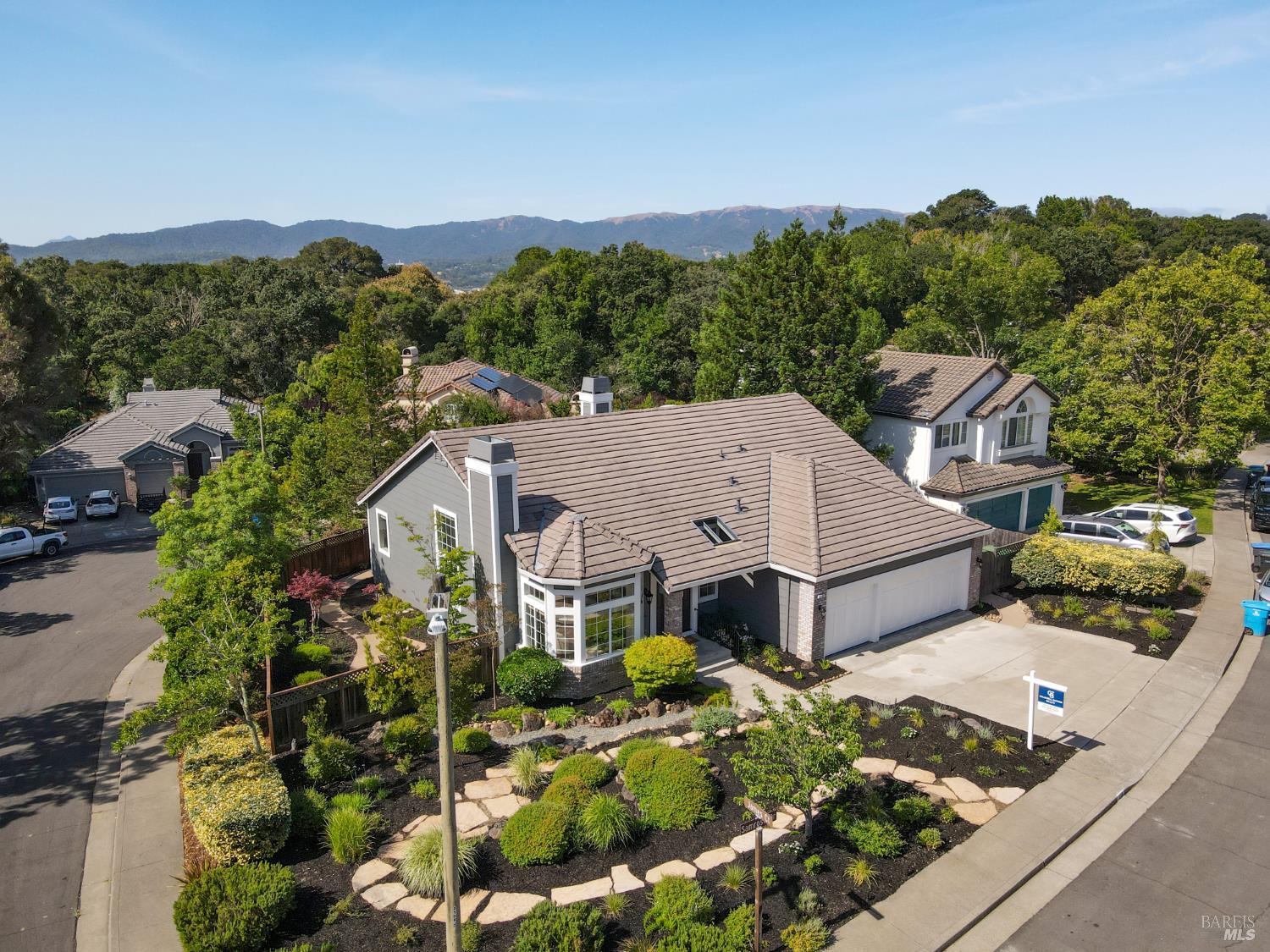 110 Samrose Drive