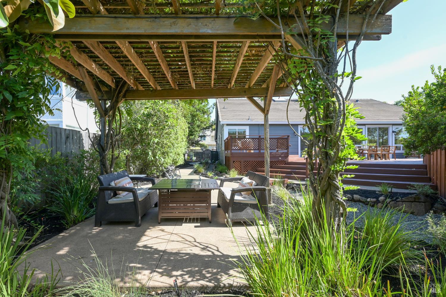 110 Samrose Drive