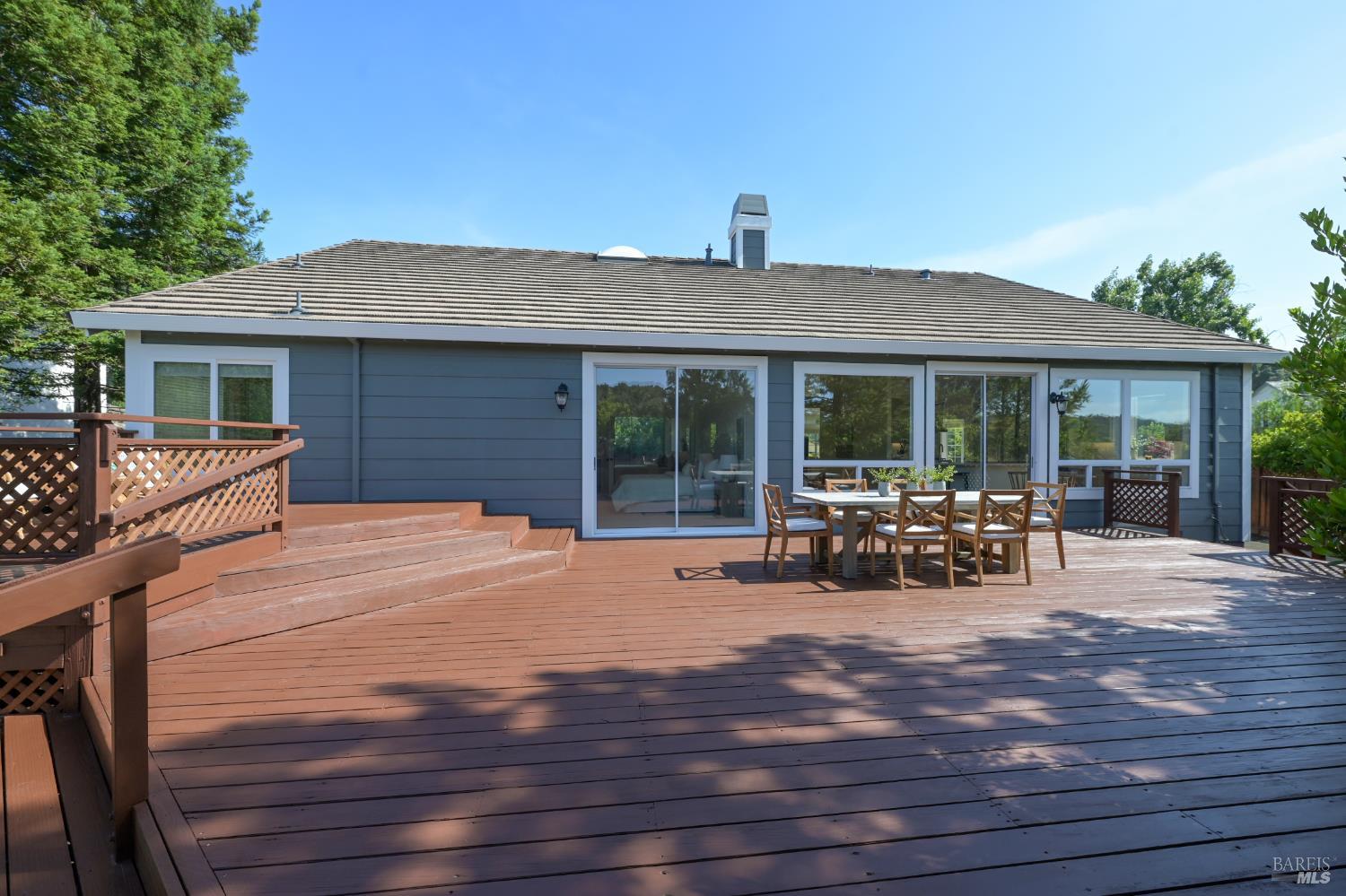 110 Samrose Drive