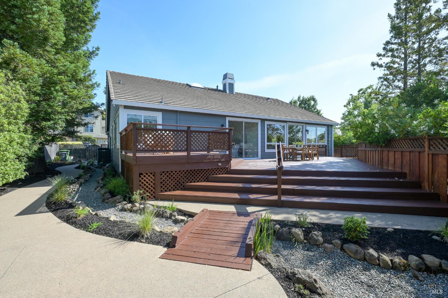 110 Samrose Drive
