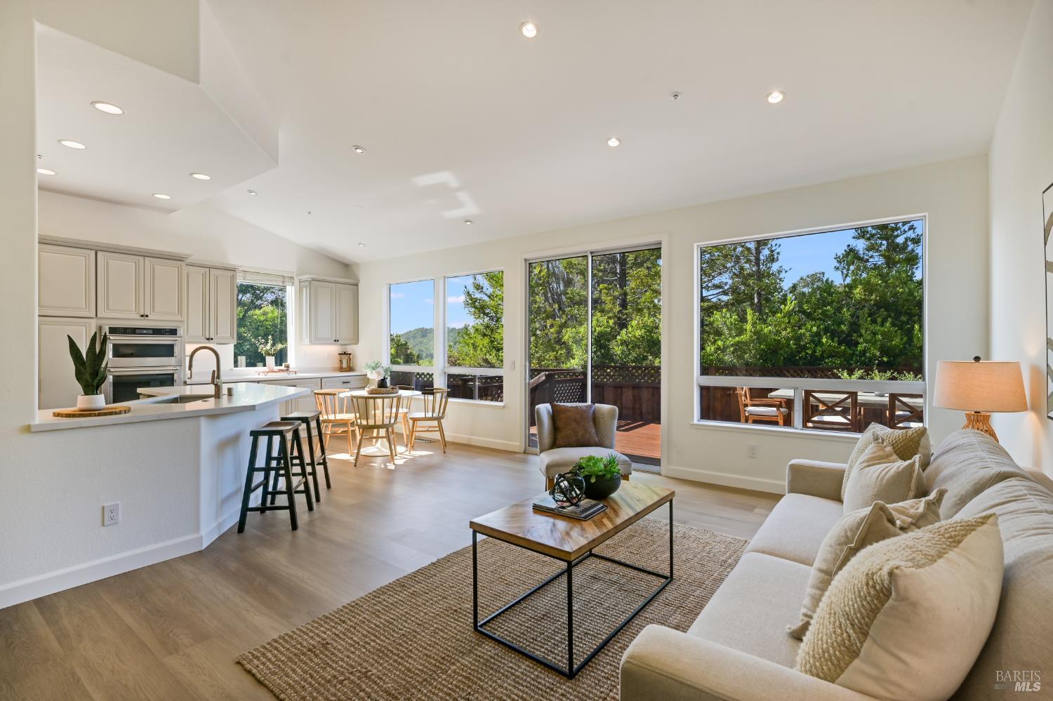 110 Samrose Drive