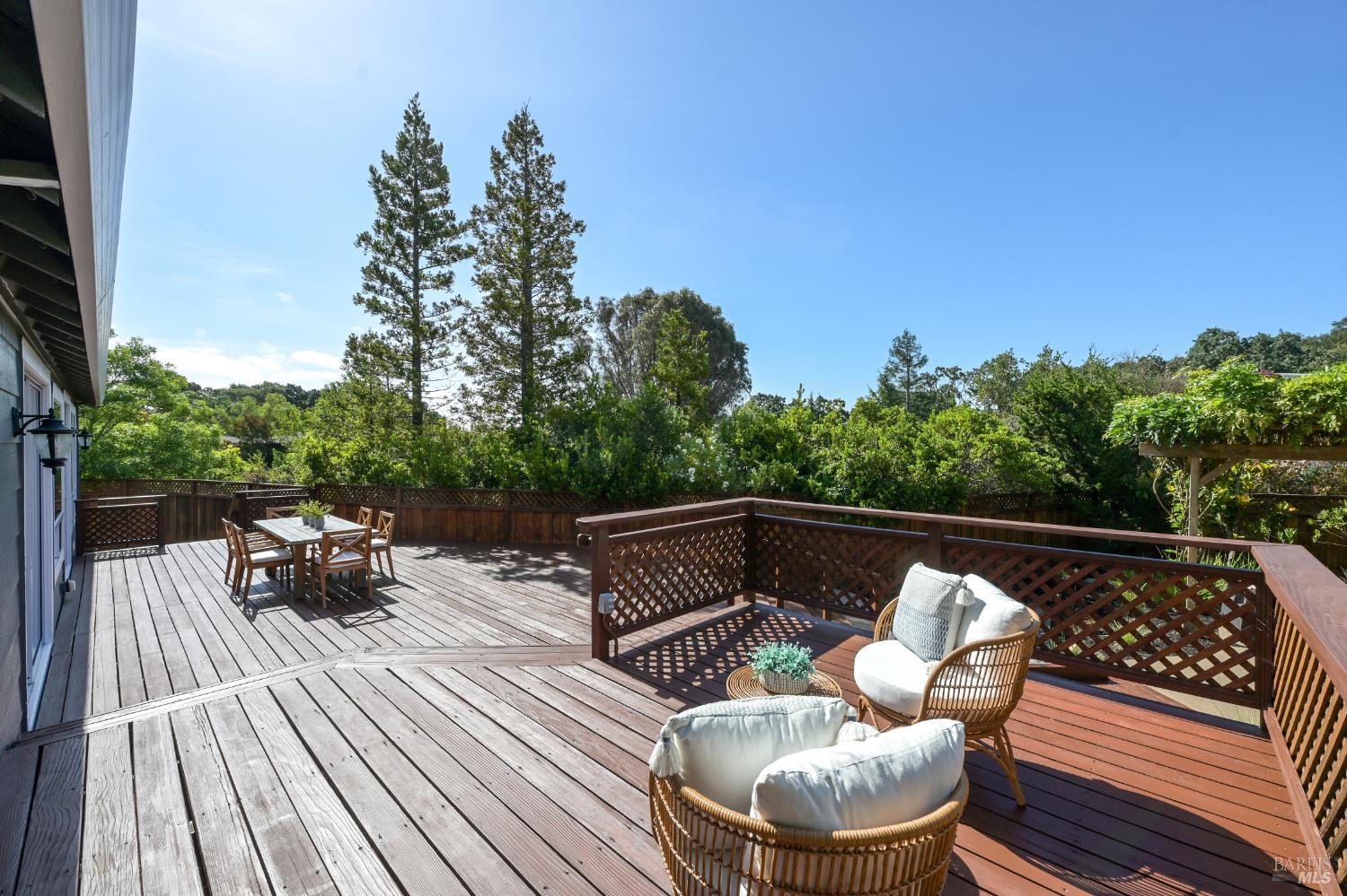110 Samrose Drive