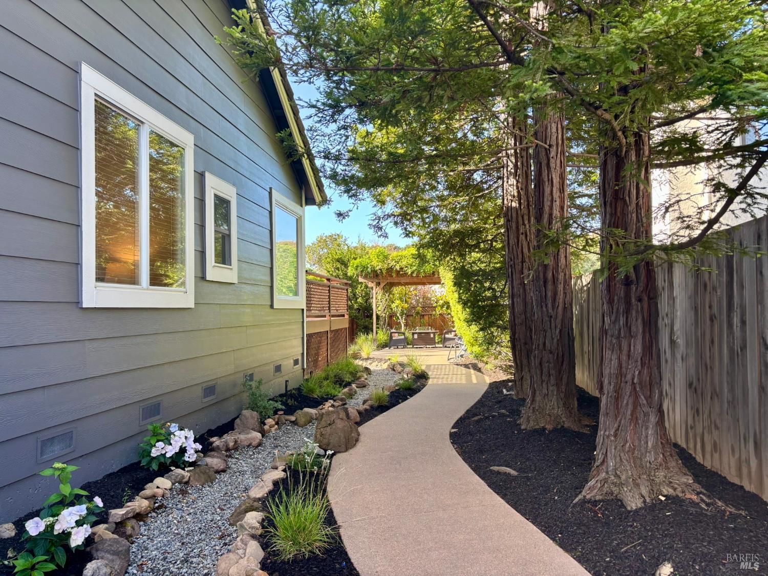 110 Samrose Drive