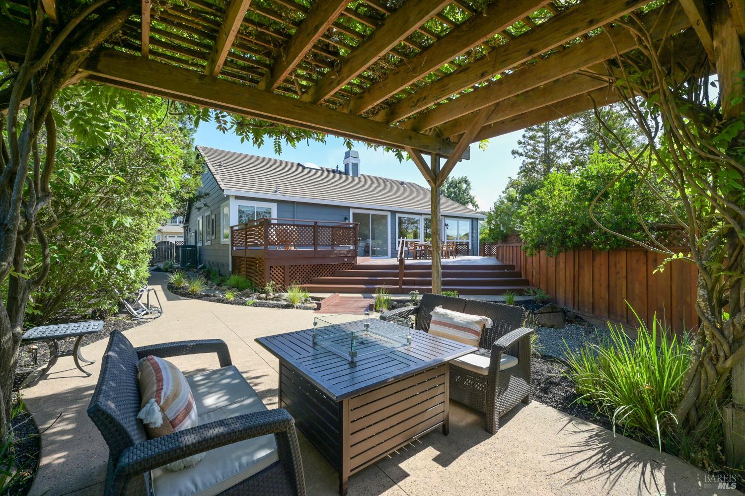 110 Samrose Drive