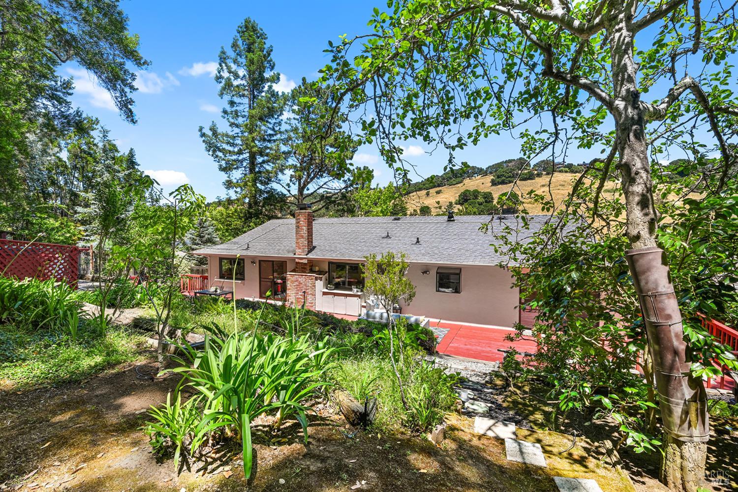 501 Willow Court