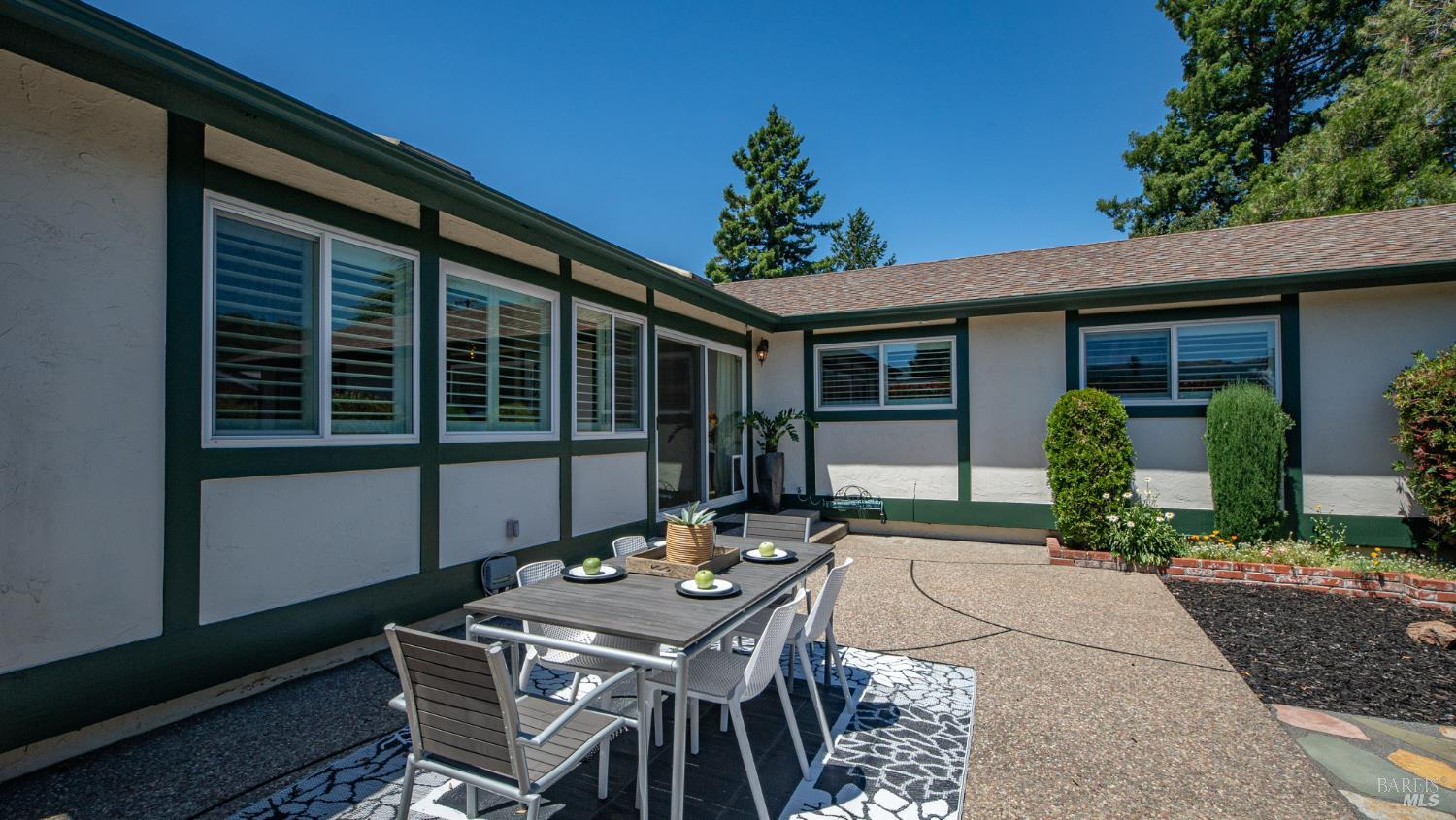 4 Mendocino Lane