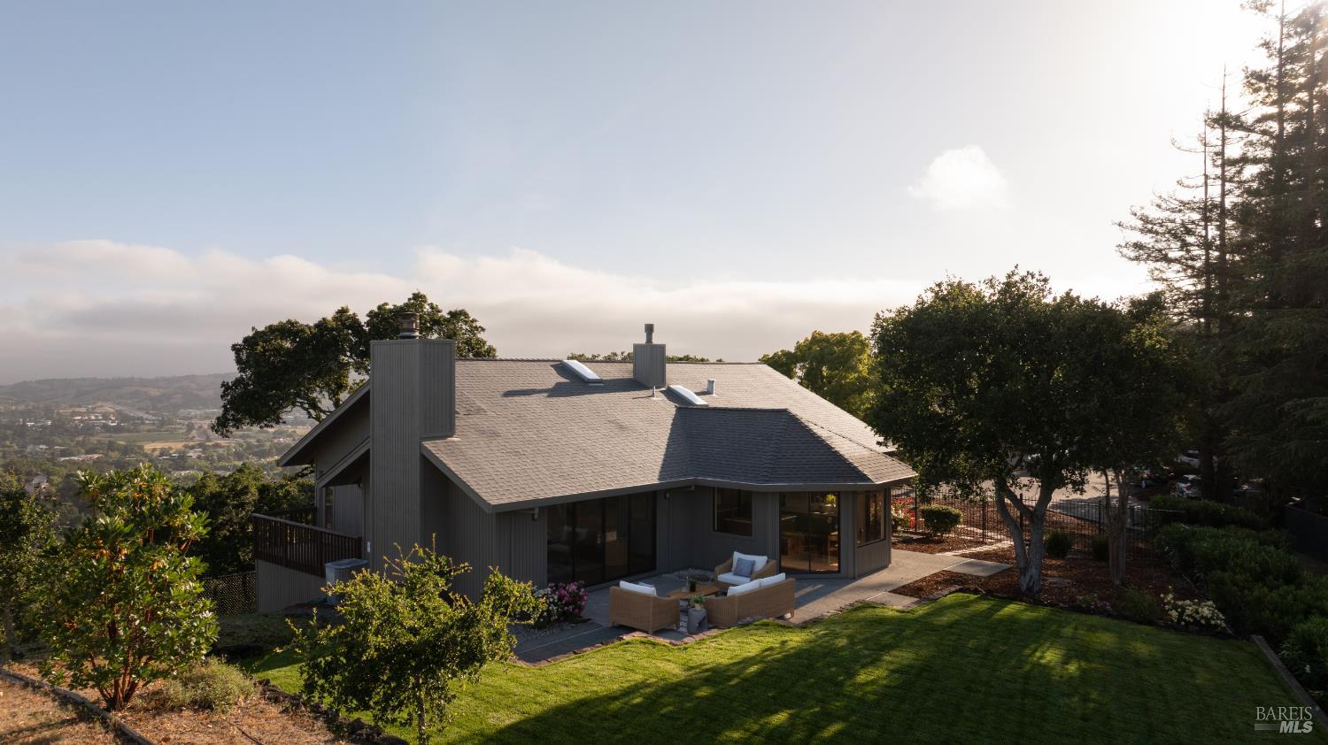 32 Oak View Court
