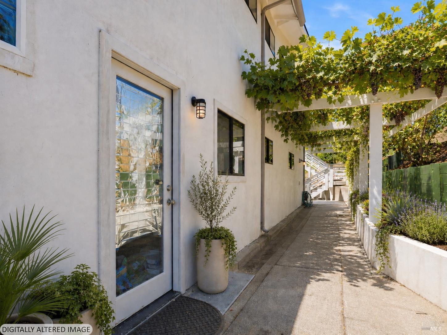 821 Las Colindas Road