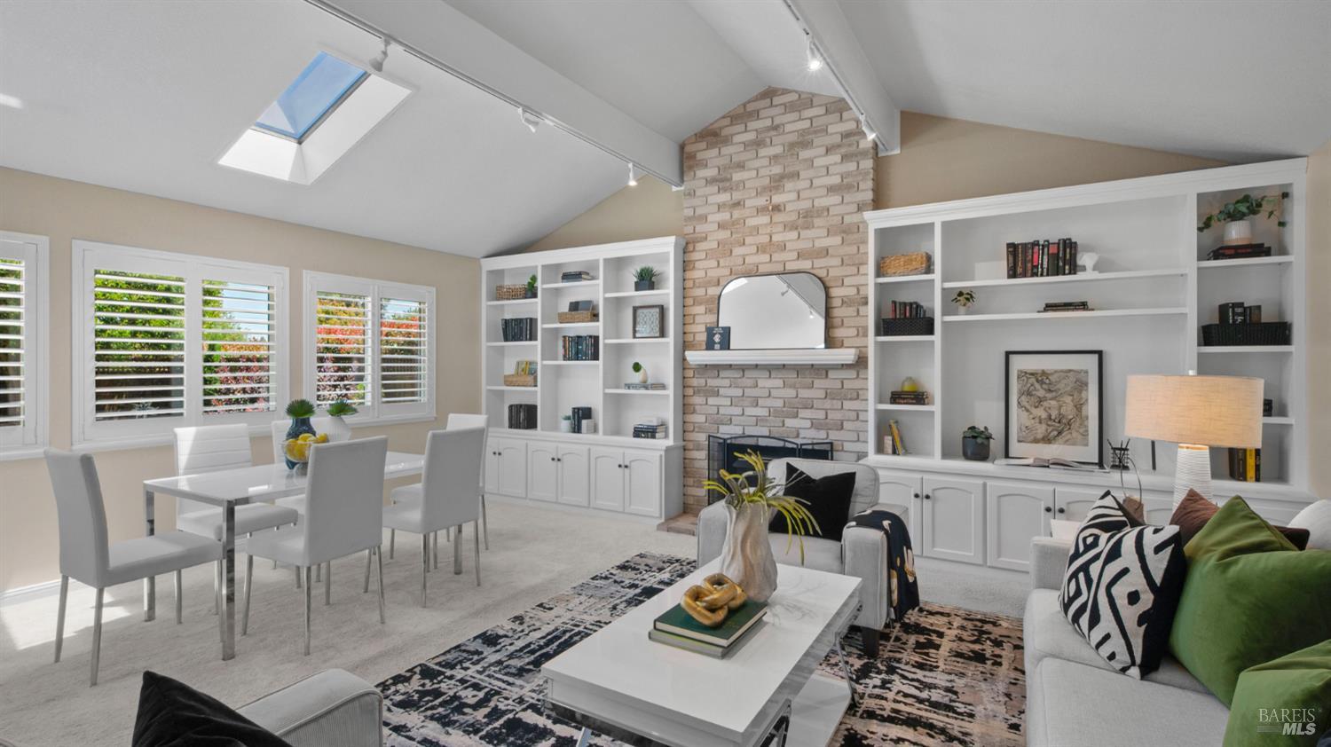 4 Mendocino Lane