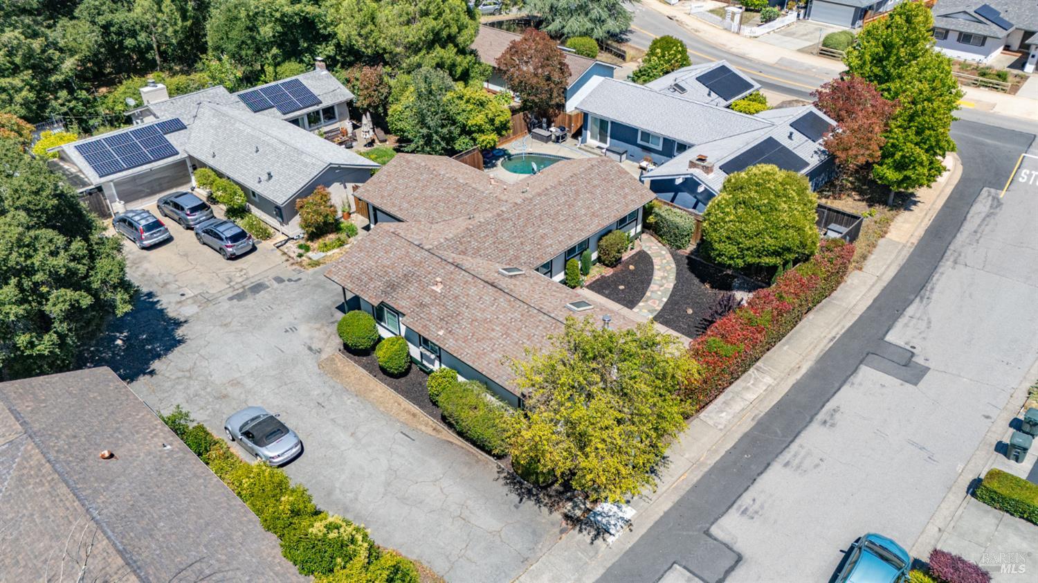 4 Mendocino Lane