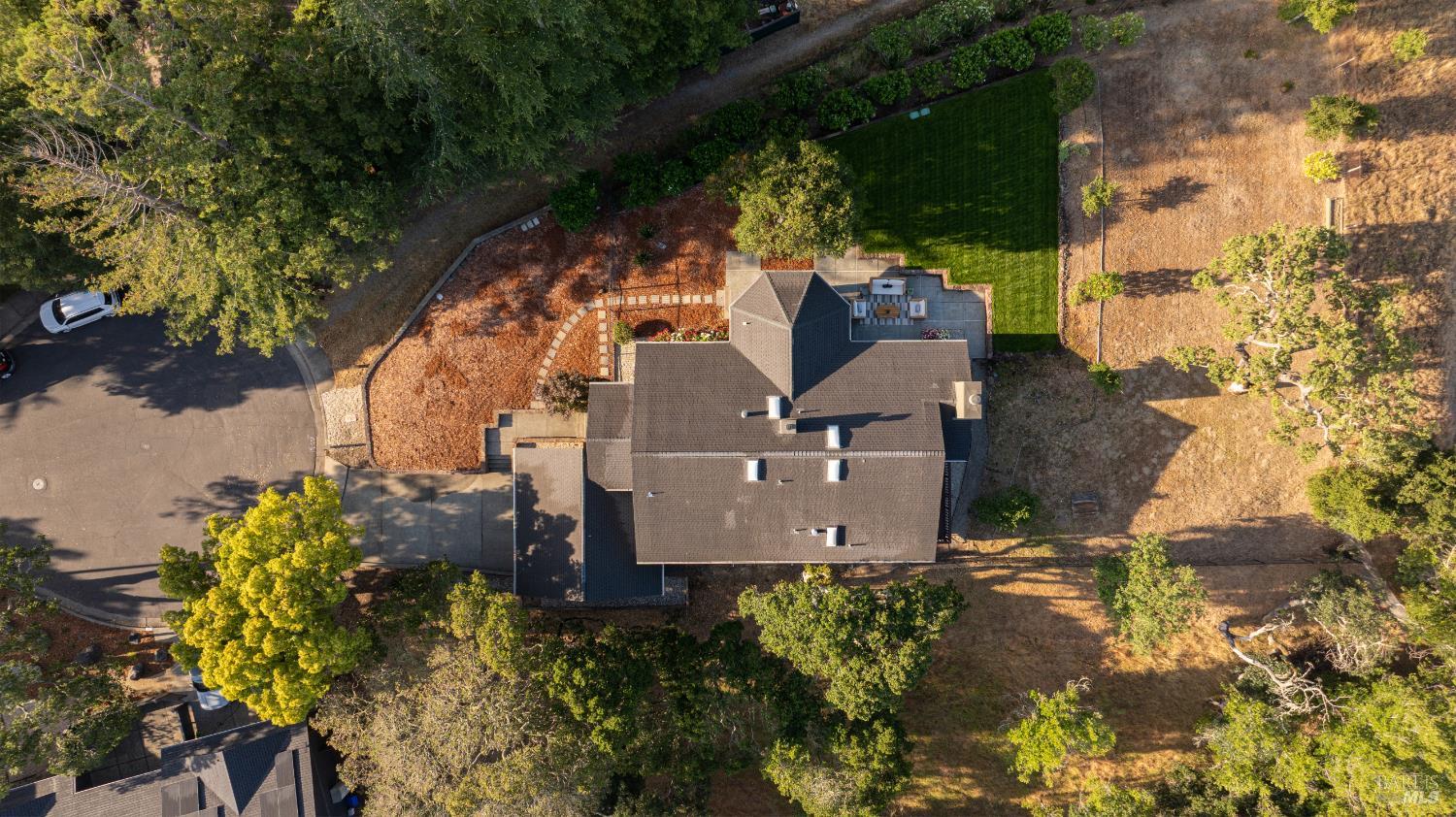 32 Oak View Court