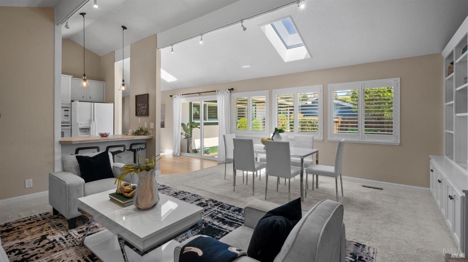 4 Mendocino Lane