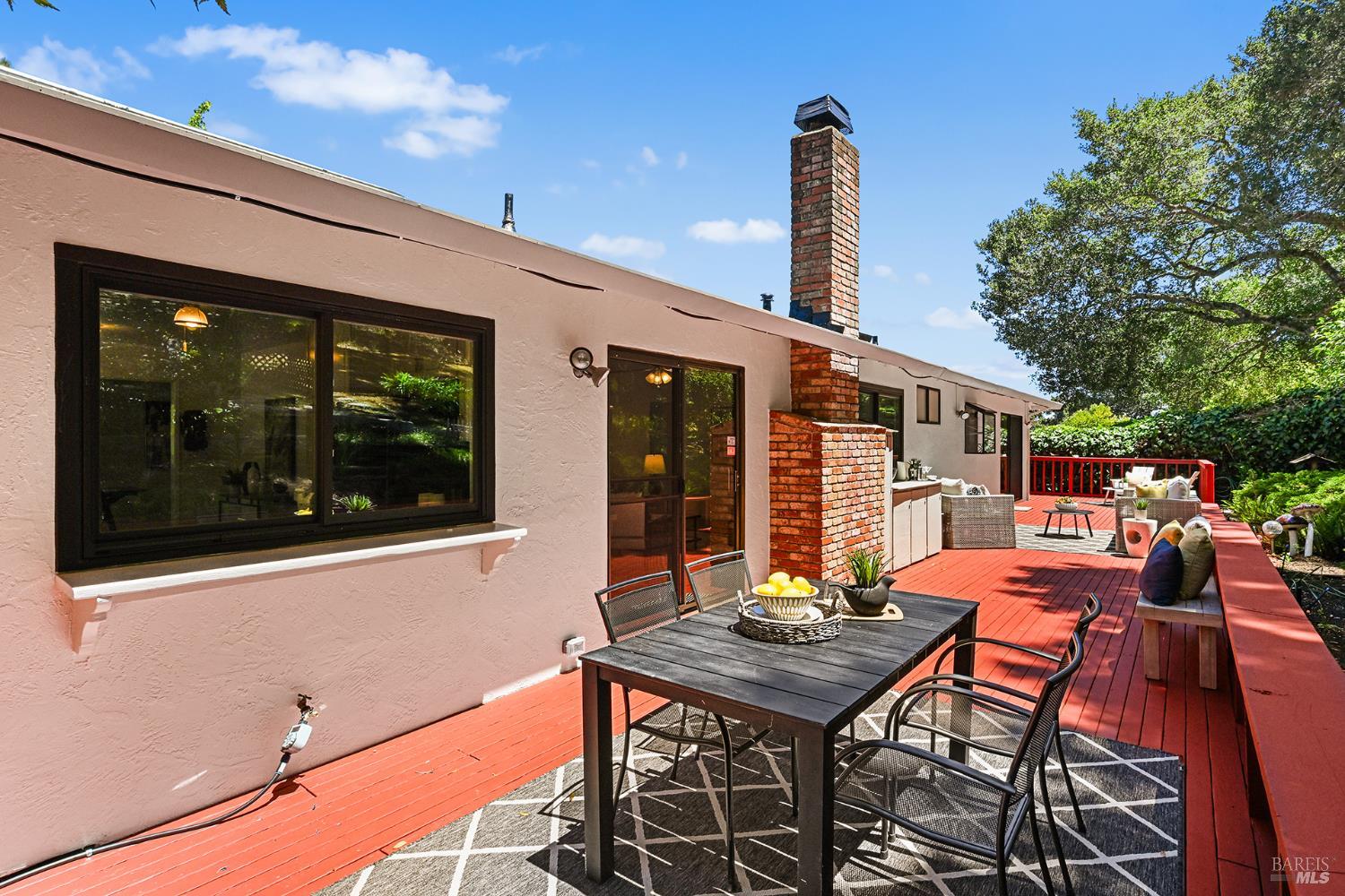 501 Willow Court