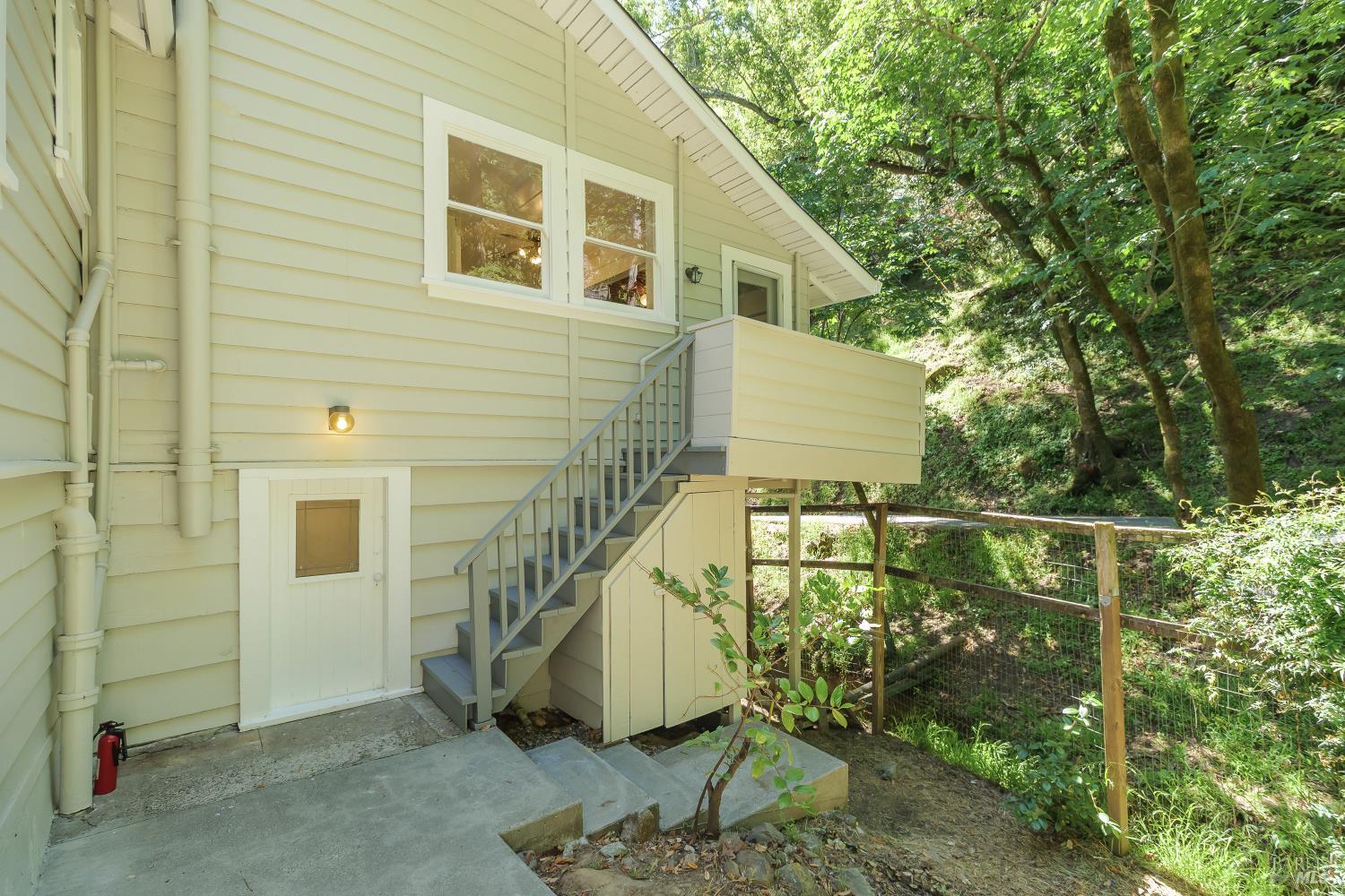 139 Scenic Road