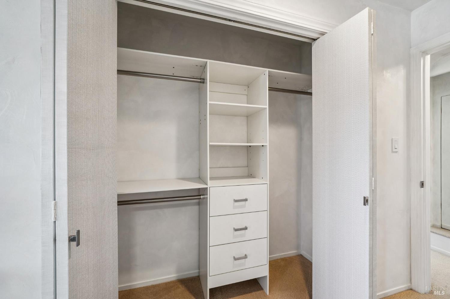 110 Seminary Drive Unit: #1E