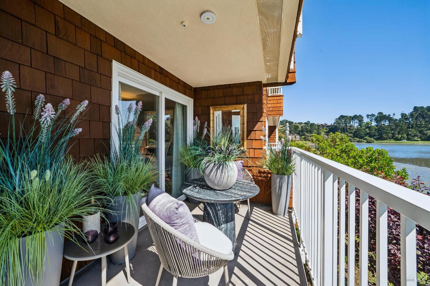 110 Seminary Drive Unit: #1E