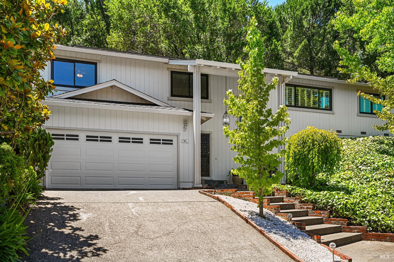 501 Willow Court