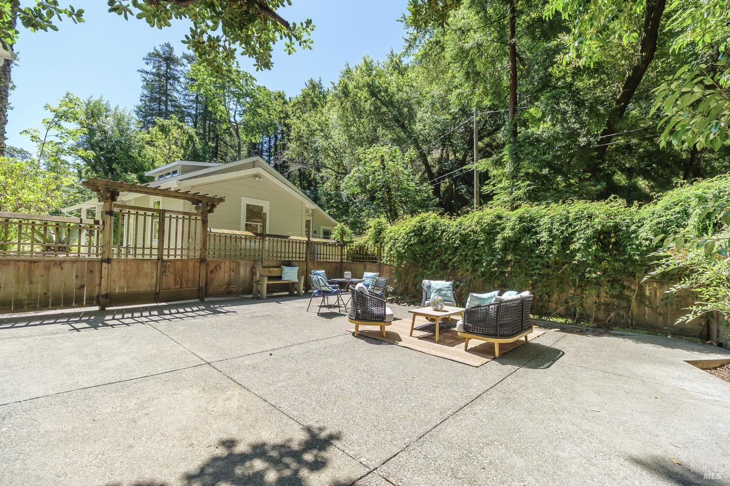 139 Scenic Road