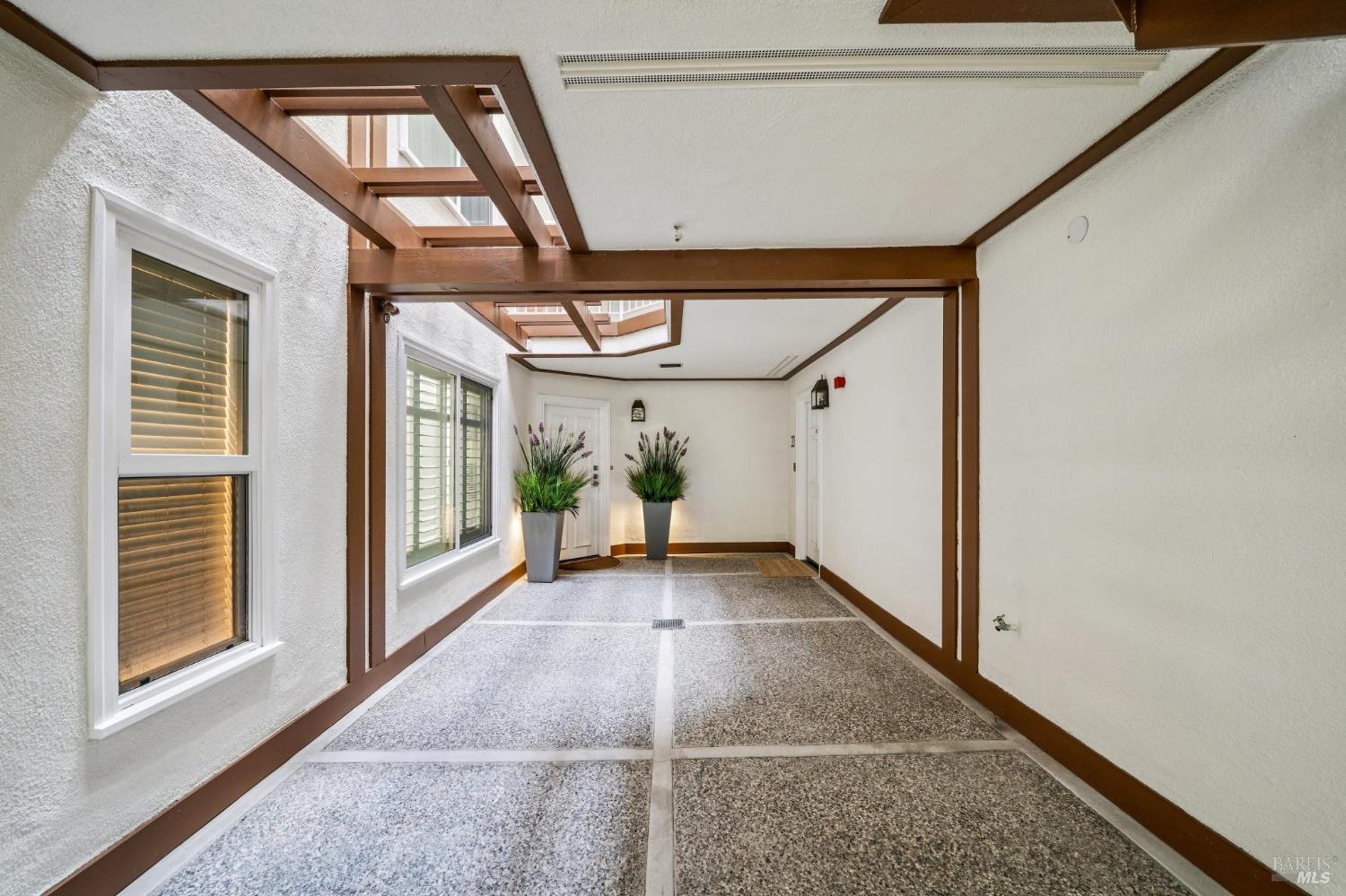 110 Seminary Drive Unit: #1E