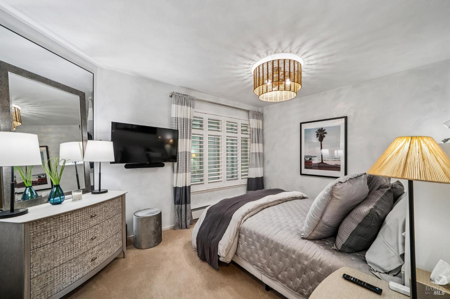110 Seminary Drive Unit: #1E
