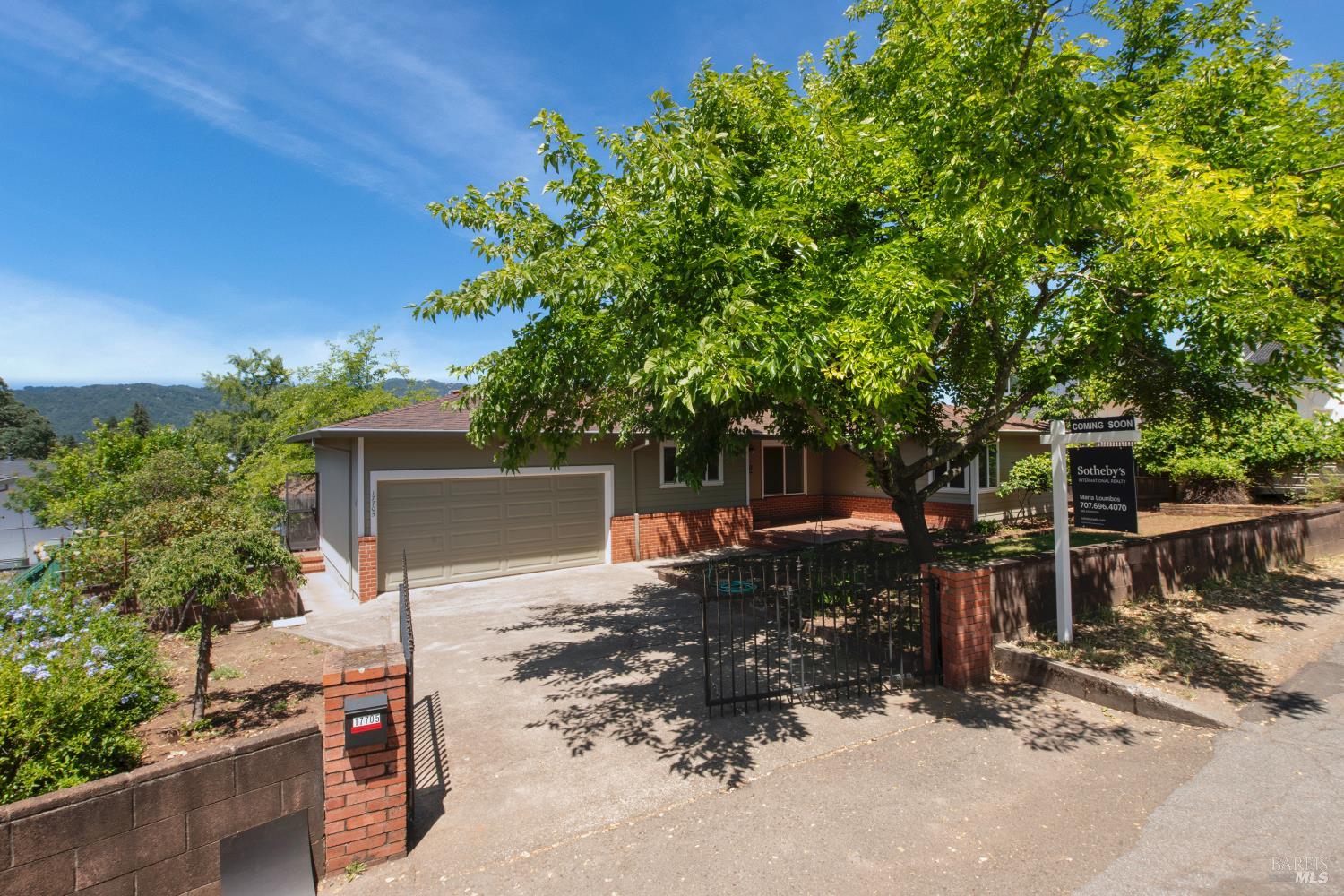 17705 Sunset Way photo 3