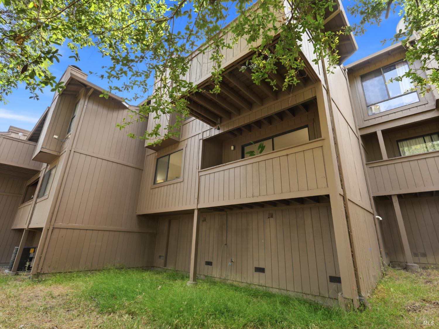 23 Oakcrest Drive