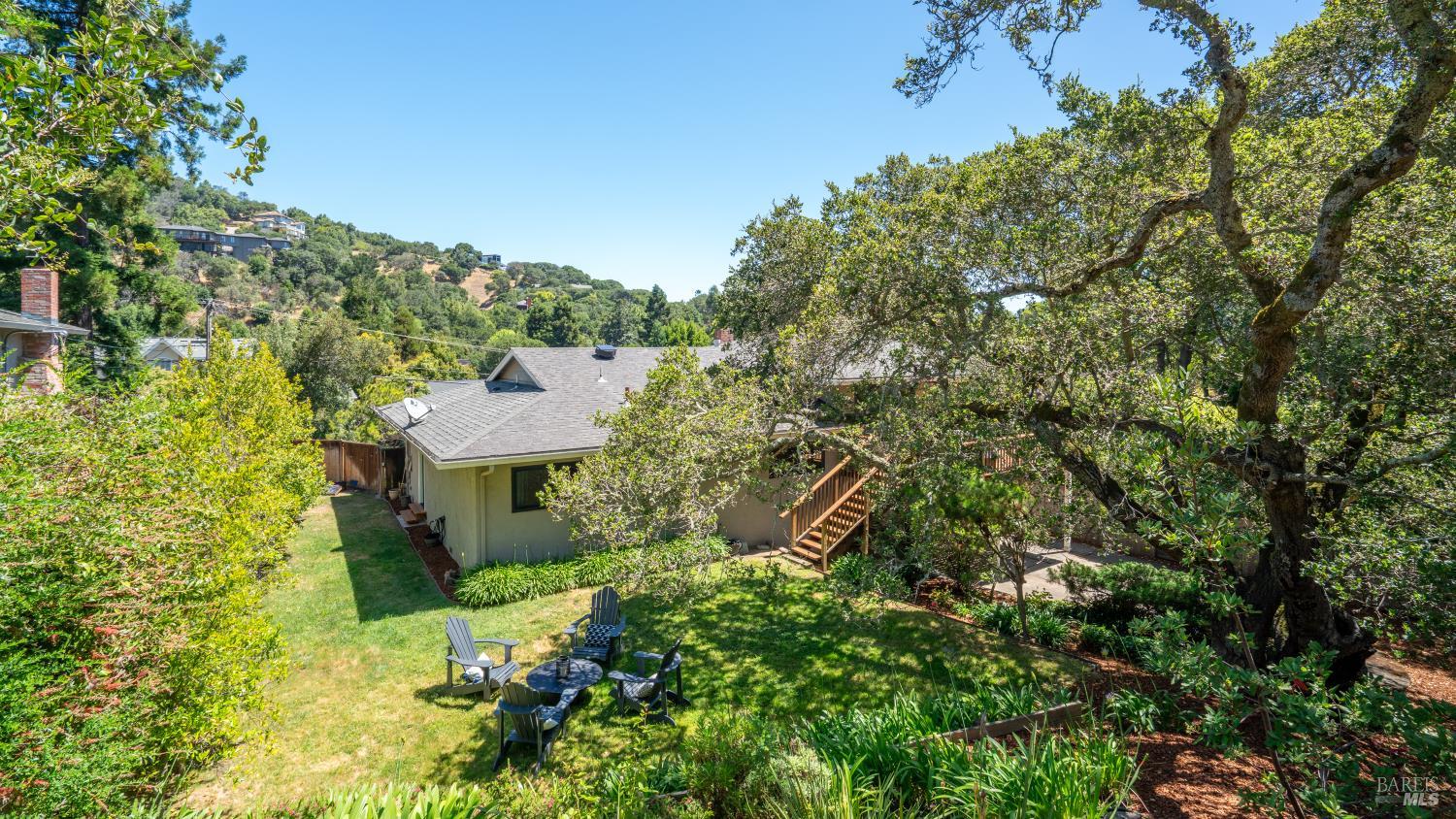 107 Rollingwood Drive
