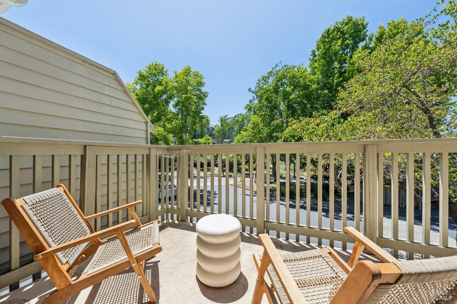 11 Eucalyptus Knoll Street