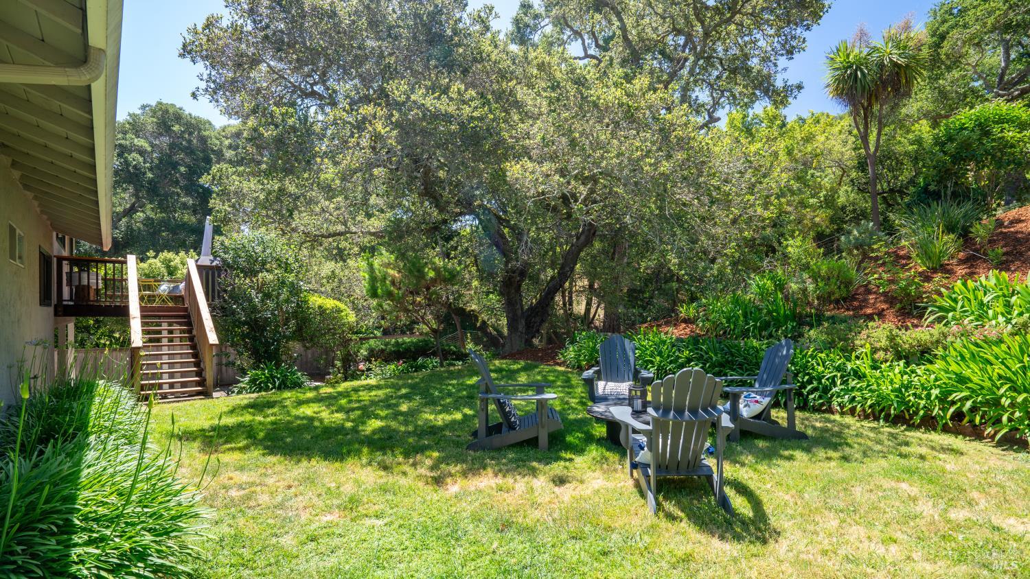 107 Rollingwood Drive