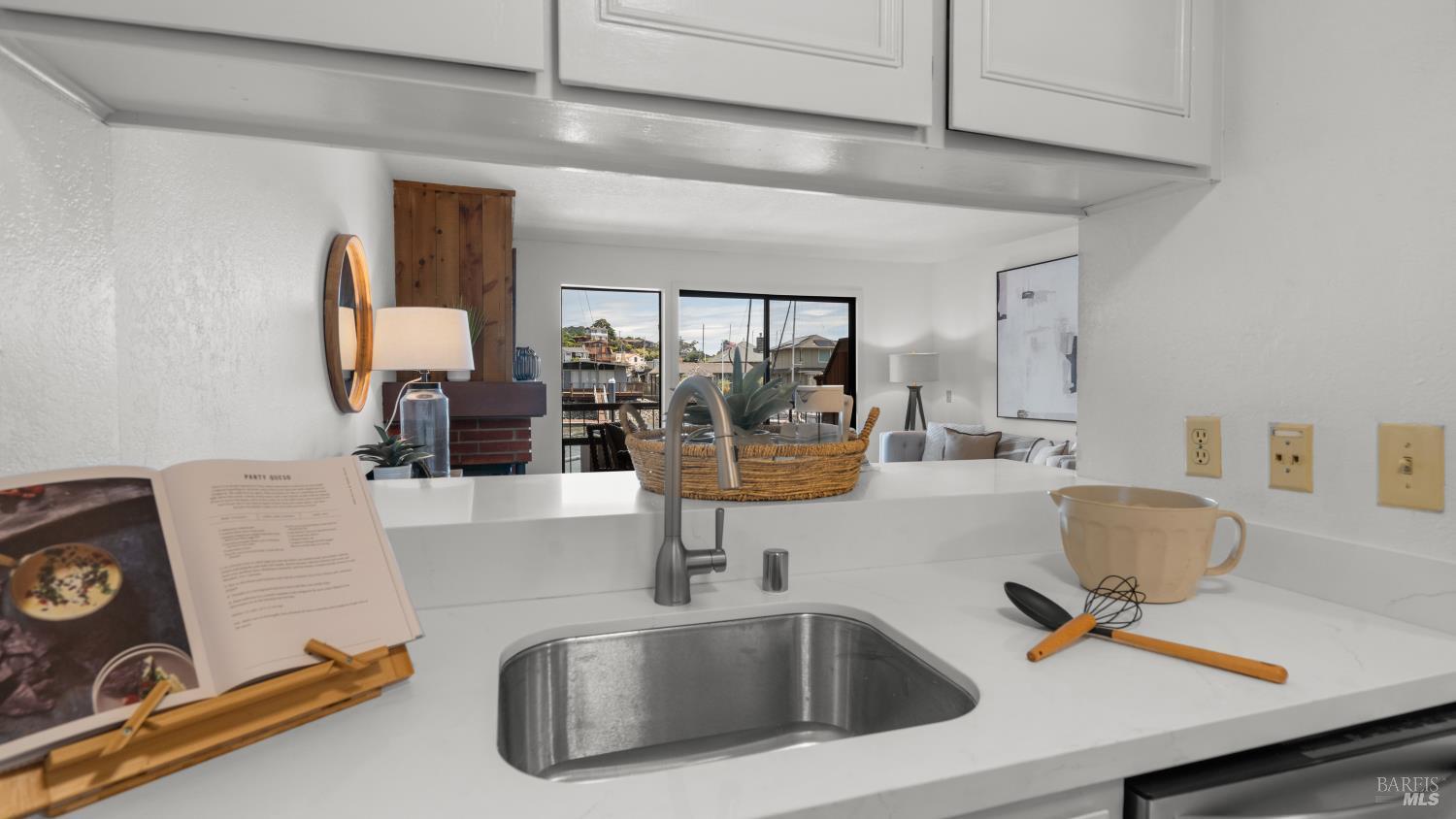 490 Canal Street Unit: #4