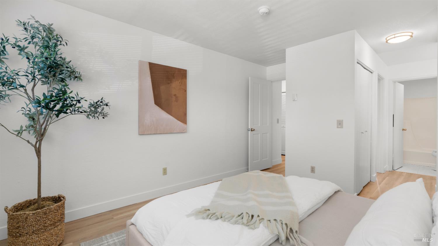 490 Canal Street Unit: #4
