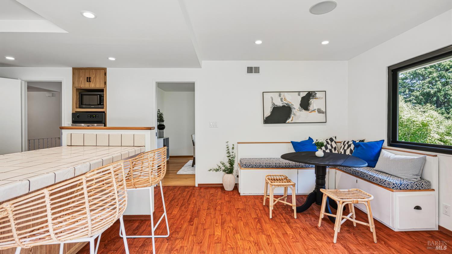 107 Rollingwood Drive