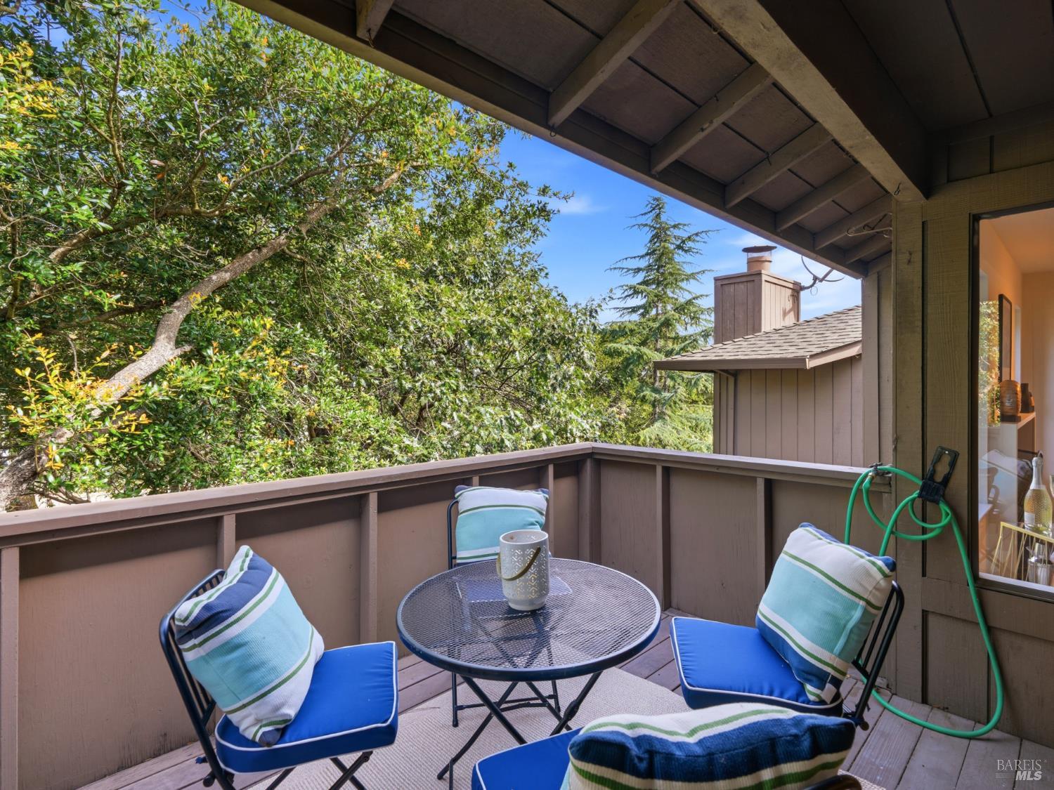 23 Oakcrest Drive