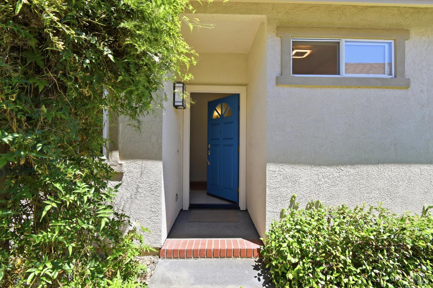 779 Bob Crosby Way photo 3