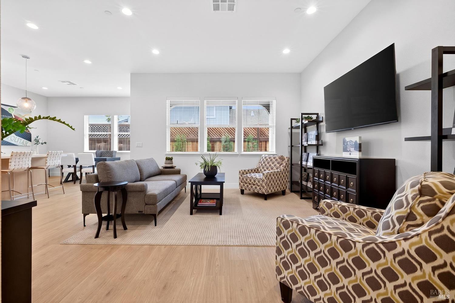 361 Cornell Street photo 3