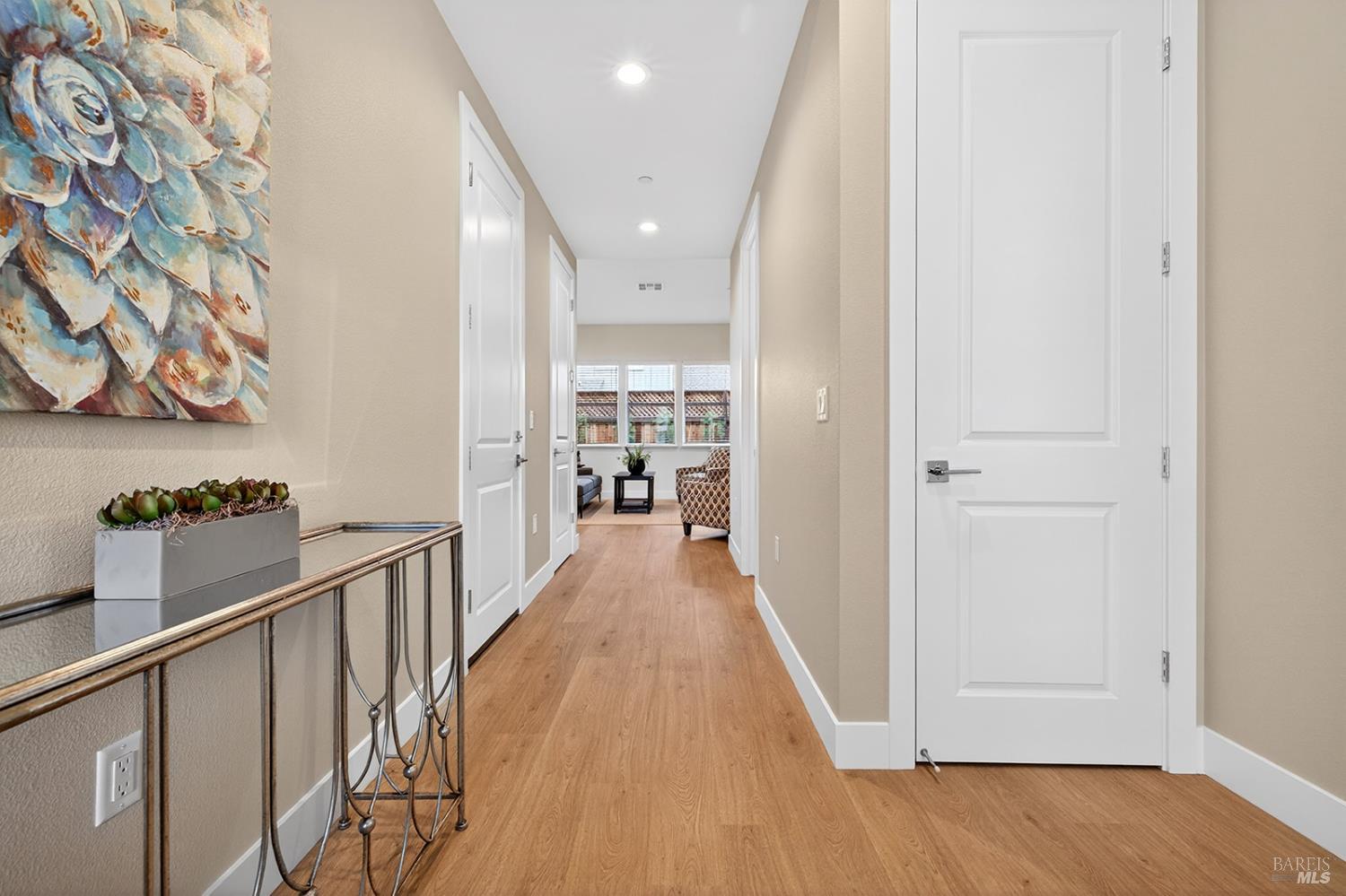 329 Cornell Street photo 2