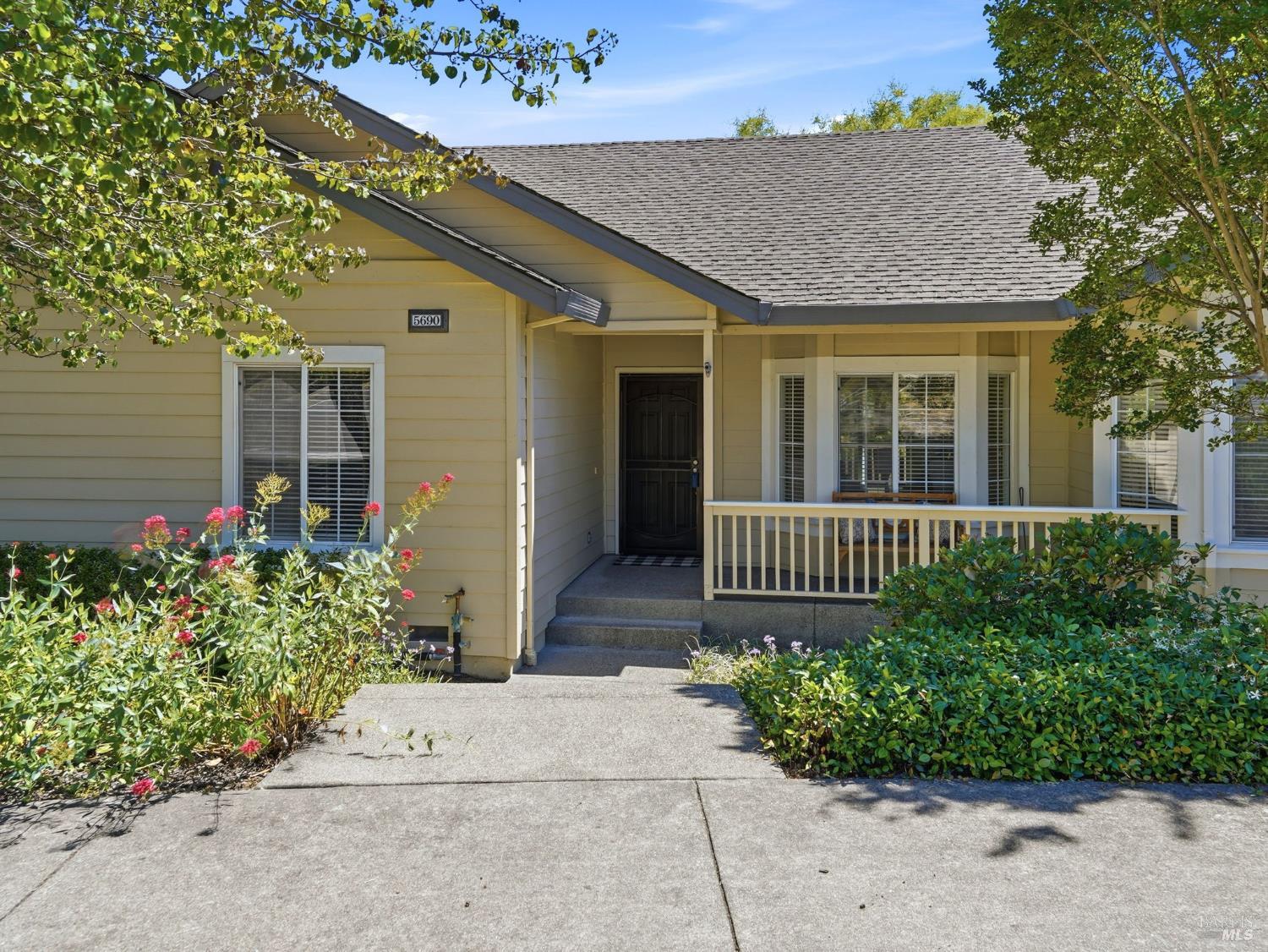5690 Evening Way