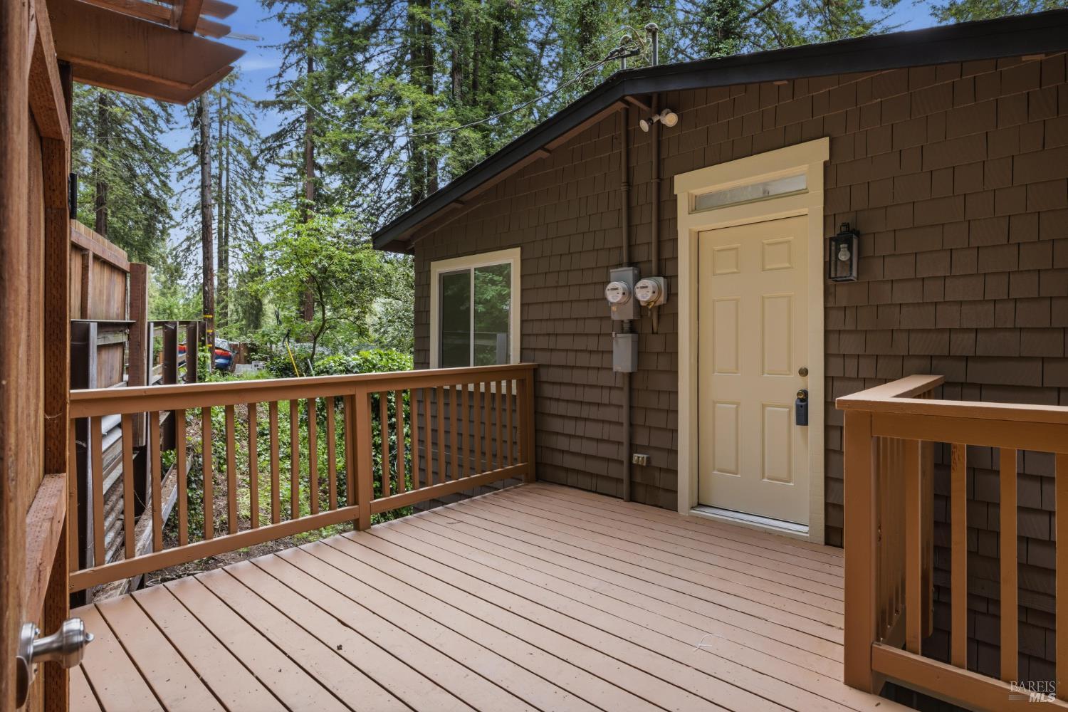 21498 Starrett Hill Road photo 2