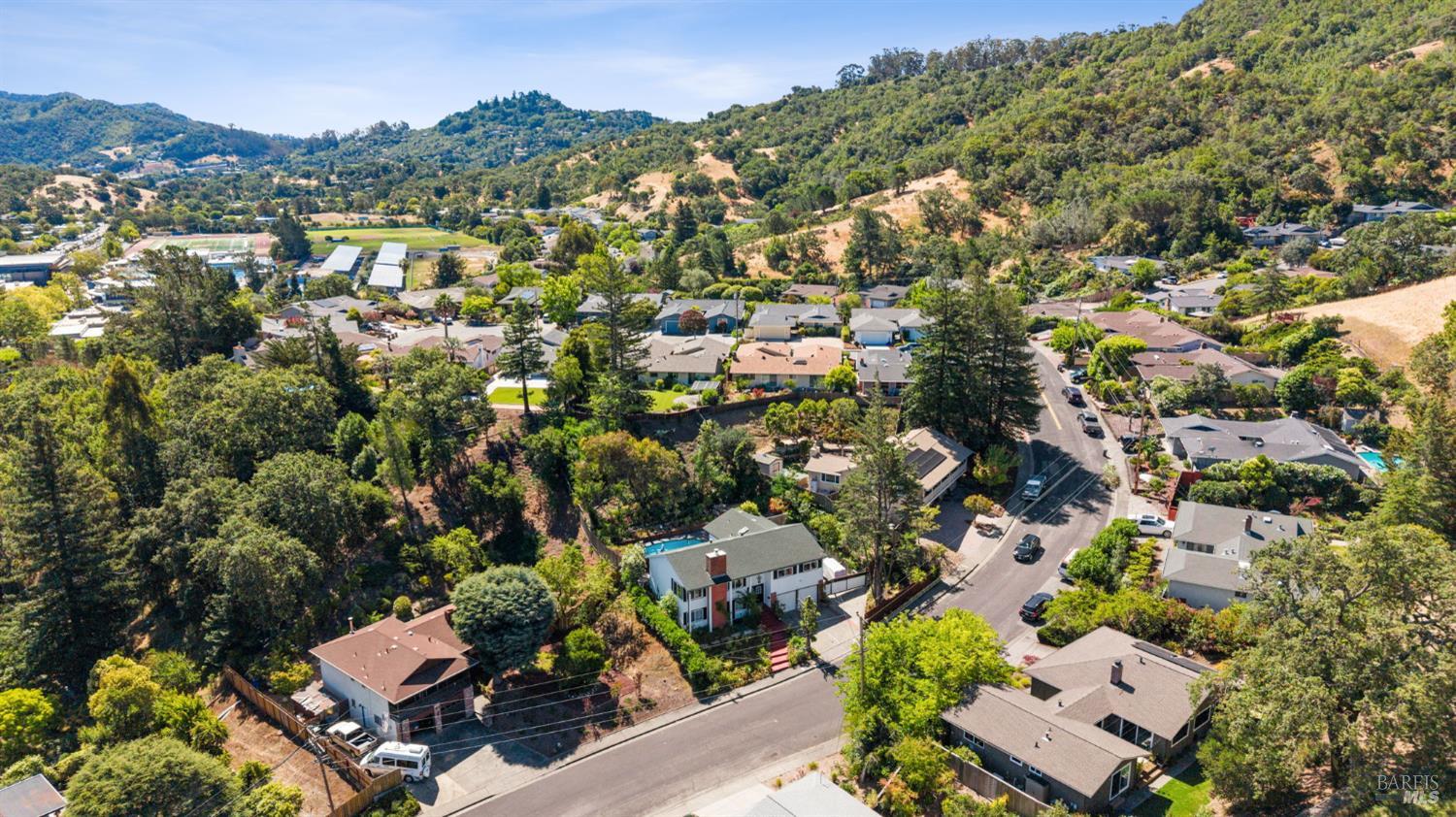 823 Tamarack Drive