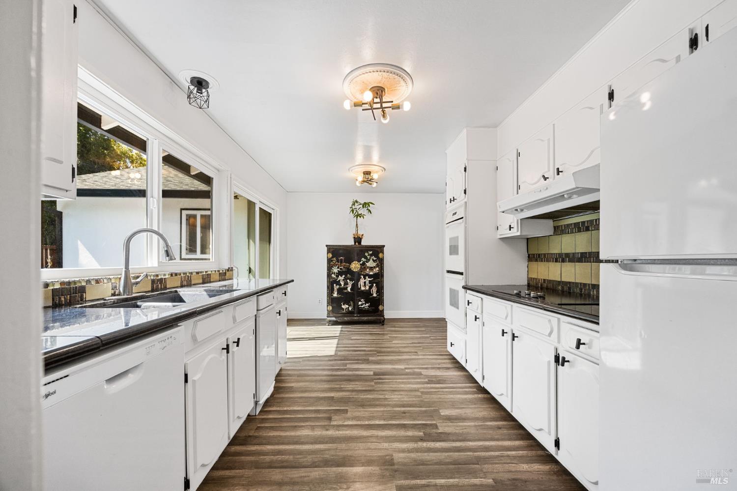 823 Tamarack Drive