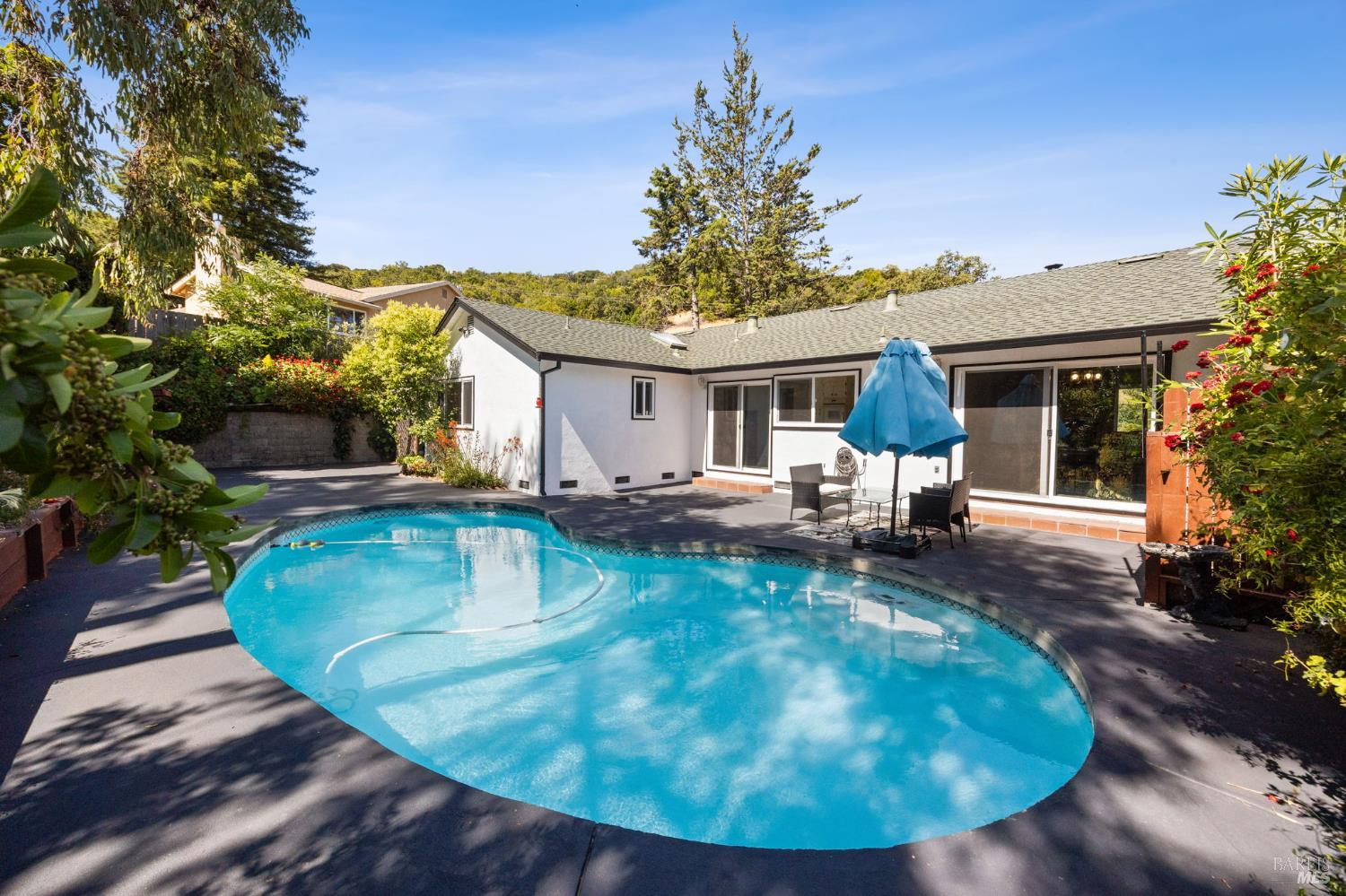 823 Tamarack Drive