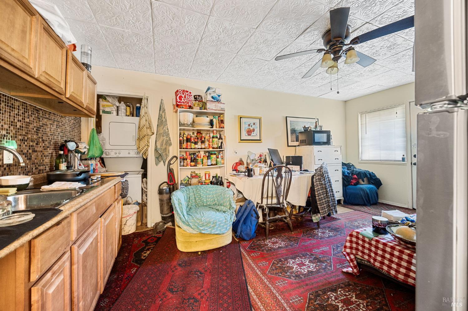 823 Tamarack Drive