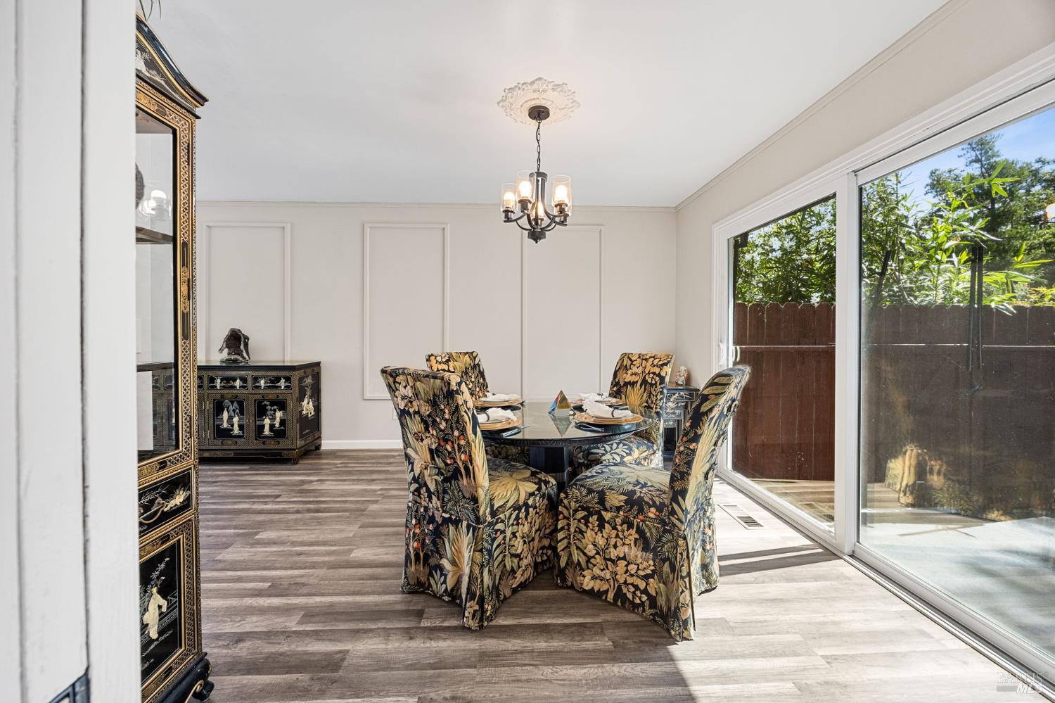 823 Tamarack Drive